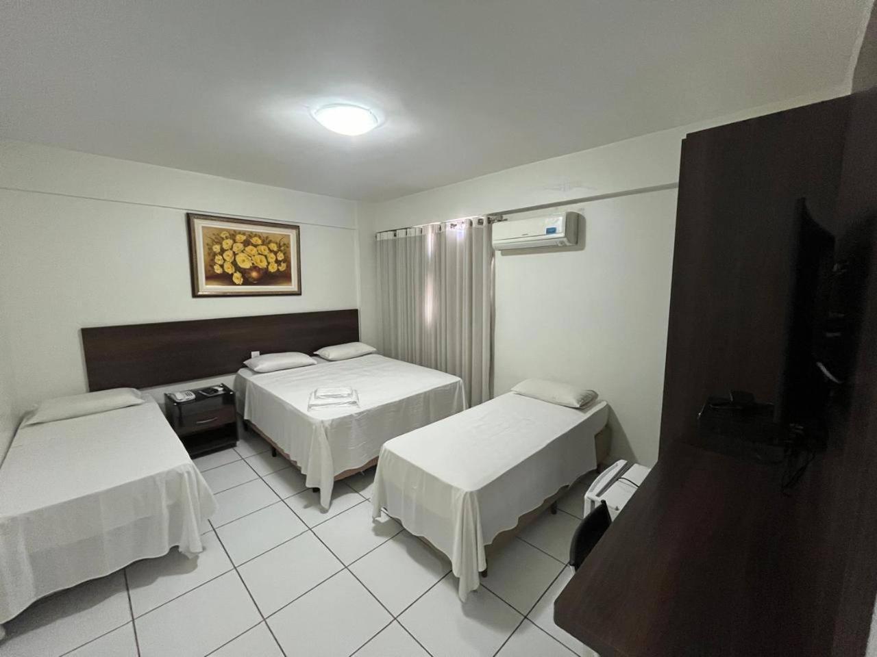 Rametta Hotel Montes Claros Exterior foto